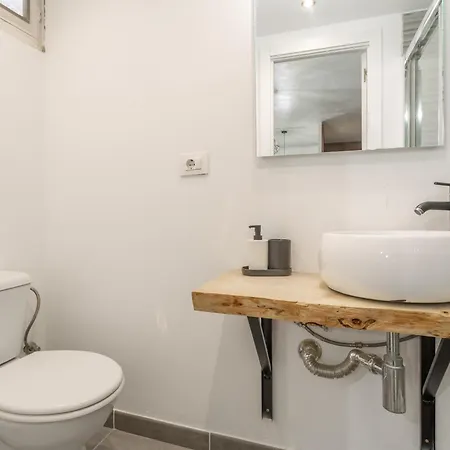 Estudio Centrico Cruz