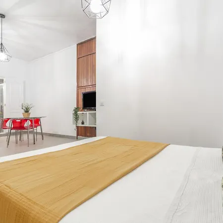 Estudio Centrico Cruz Feriehus