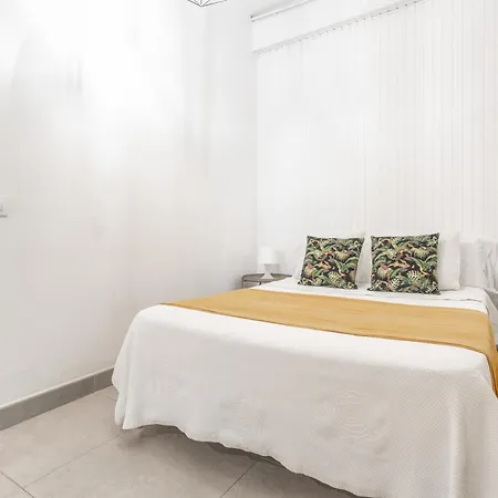 Estudio Centrico Cruz *